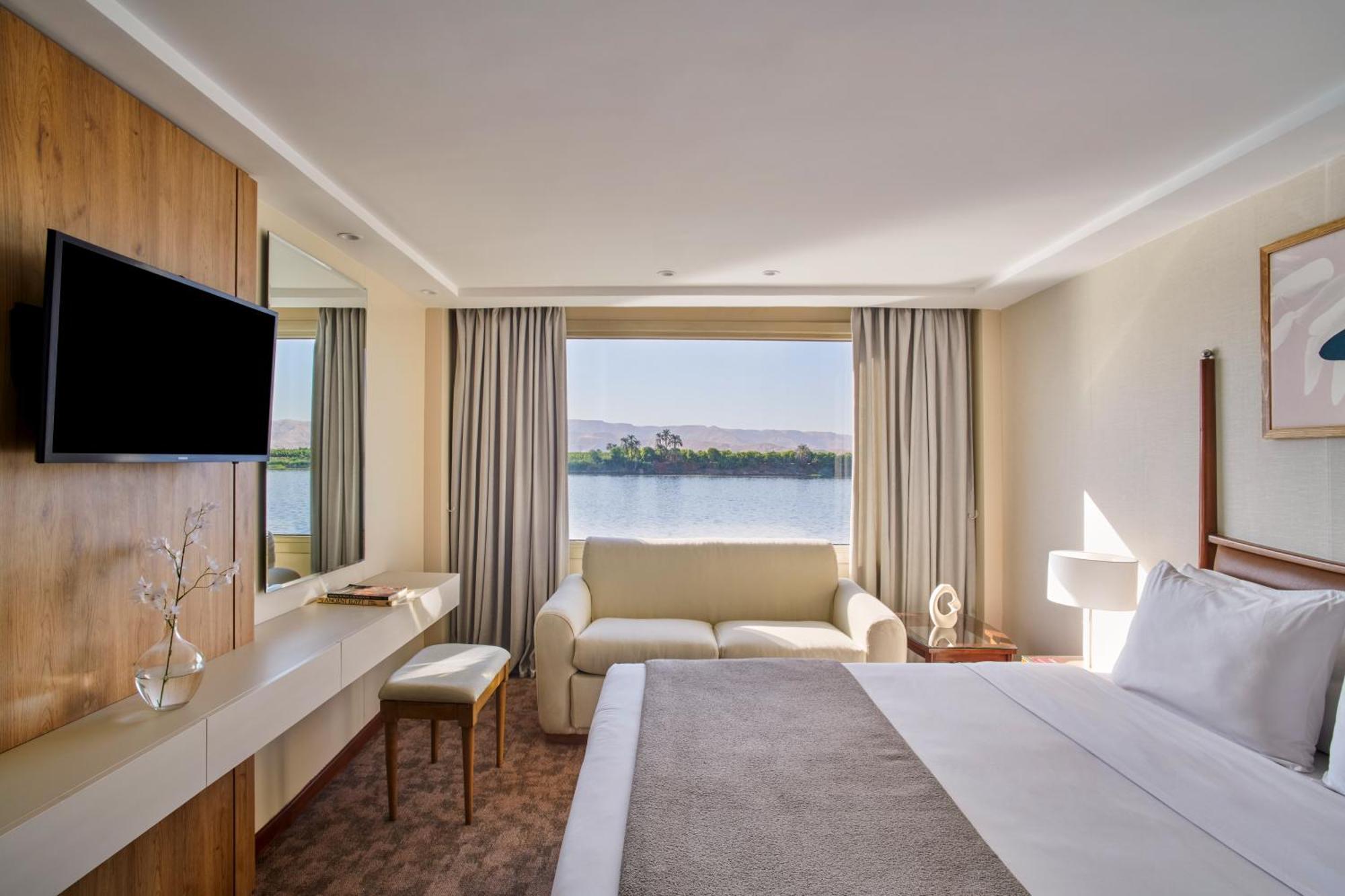 Moevenpick Royal Lotus Nile Cruise, Every Monday Four Nights From Luxor, Every Friday Three Nights From Aswan - Including Excursions & Sightseeing 外观 照片