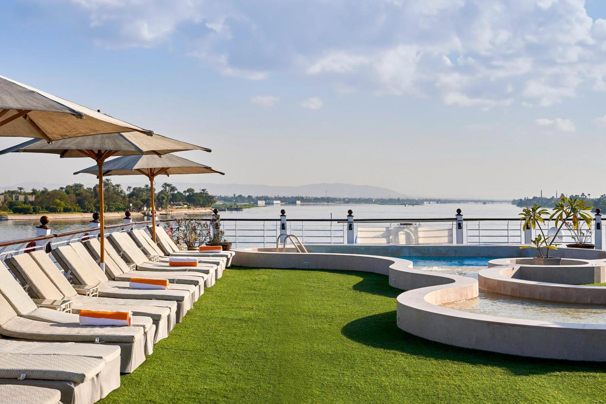 Moevenpick Royal Lotus Nile Cruise, Every Monday Four Nights From Luxor, Every Friday Three Nights From Aswan - Including Excursions & Sightseeing 外观 照片